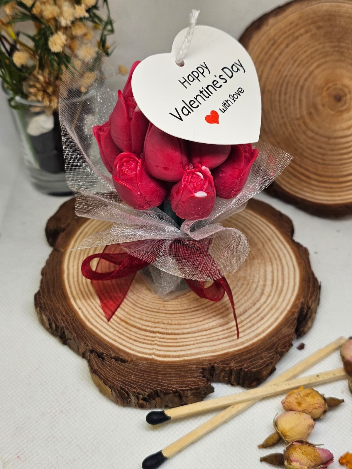 handmade rose bouquet candle with rose scent